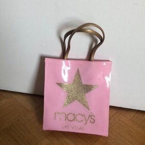Macy’s Las Vegas gift bag - souvenir- light pick & gold